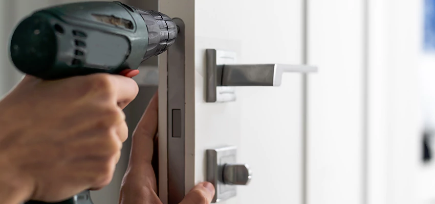 Locksmith For Lock Replacement Near Me in Visalia, CA