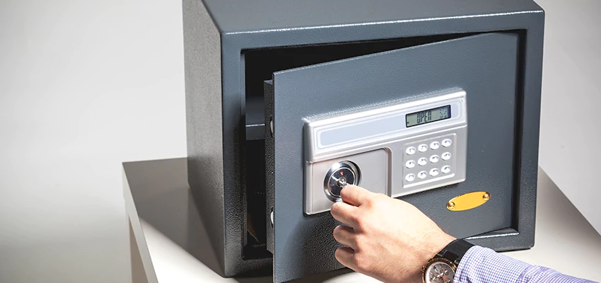 Jewelry Safe Unlocking Service in Visalia, California