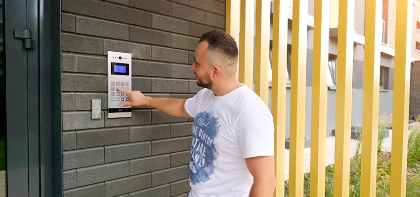 Locksmith Company For Smart Lock System Installation in Visalia, California